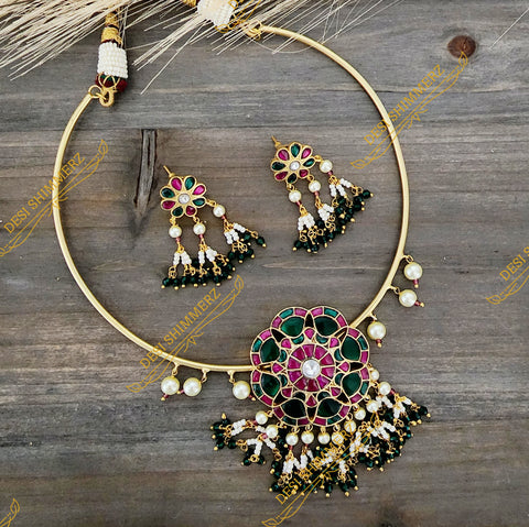 Amani Necklace and Earrings Set
