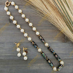 Saisha White gold Pendant Earrings Set