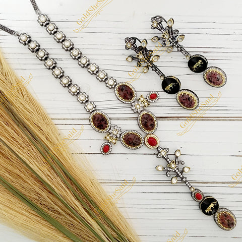 Kisha Necklace and Earrings Set