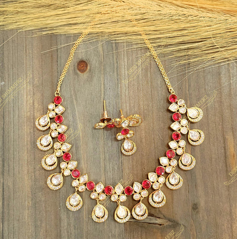 Zarina Kundan Necklace and Earrings Set