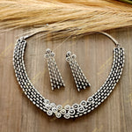 Nivedha Necklace and Earring Set