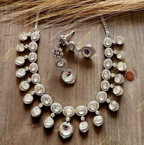 Alisha Kundan Necklace and Earrings Set