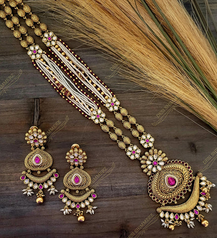 Tejal Necklace and Earrings Set