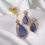 Vanya Spark Pendant Earrings Set