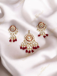 Siyana Sparkling Pendant Earrings Set
