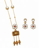 Royal Kundan Floral Pendant Set