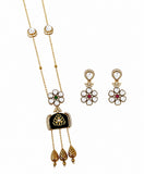 Royal Kundan Floral Pendant Set