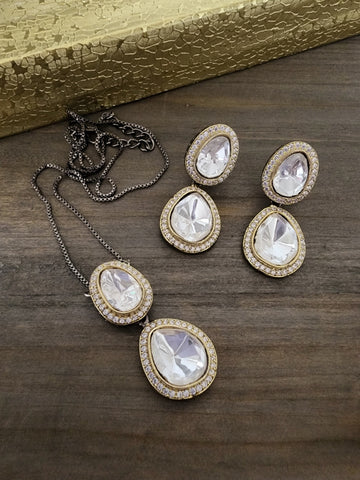 Ananya White gold Pendant Earrings Set